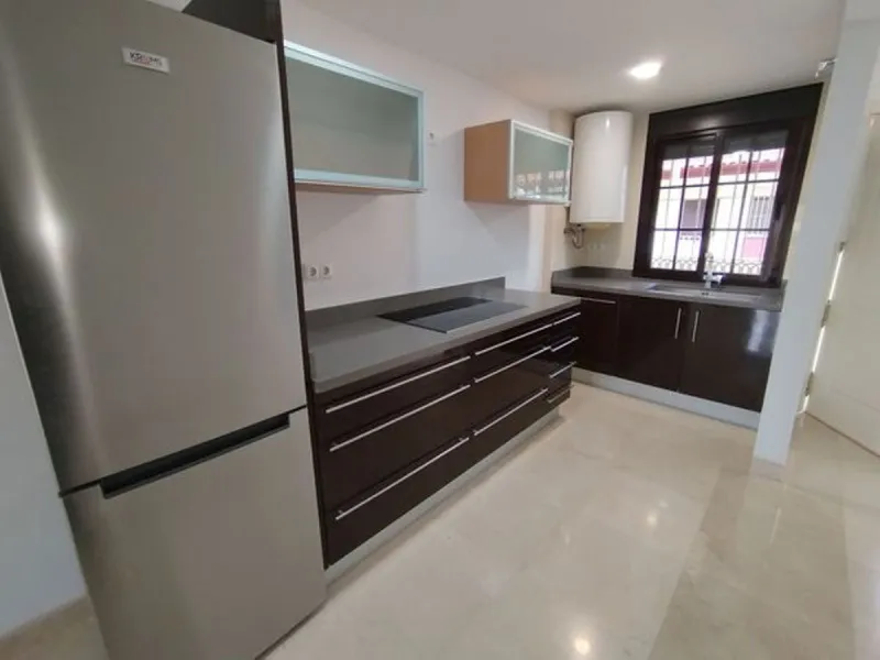 TWO ADJACENT APARTMENTS FOR SALE IN BENALMÁDENA – POSSIBILITY OF COMBINING THEM