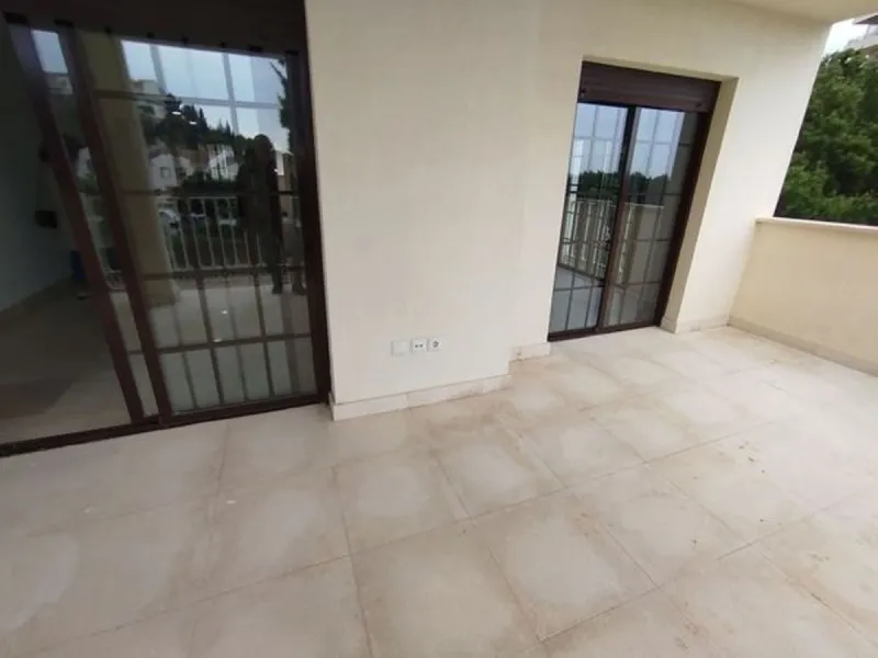 TWO ADJACENT APARTMENTS FOR SALE IN BENALMÁDENA – POSSIBILITY OF COMBINING THEM
