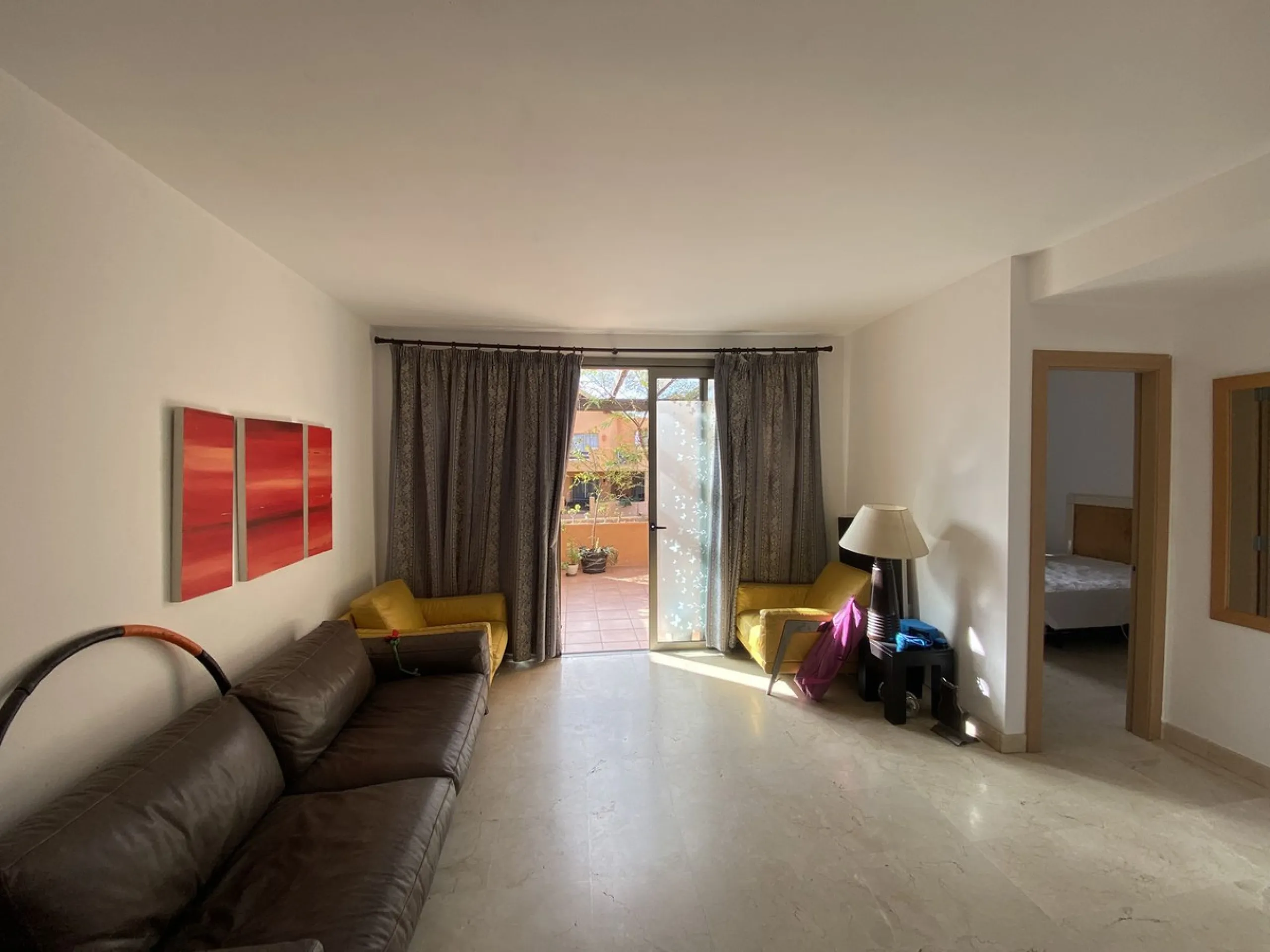 Penthouse for sale in an exclusive residential area in Bel Air, located between Estepona and Marbella.