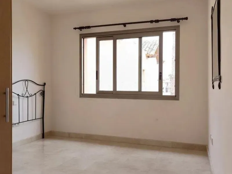 Penthouse for sale in an exclusive residential area in Bel Air, located between Estepona and Marbella.