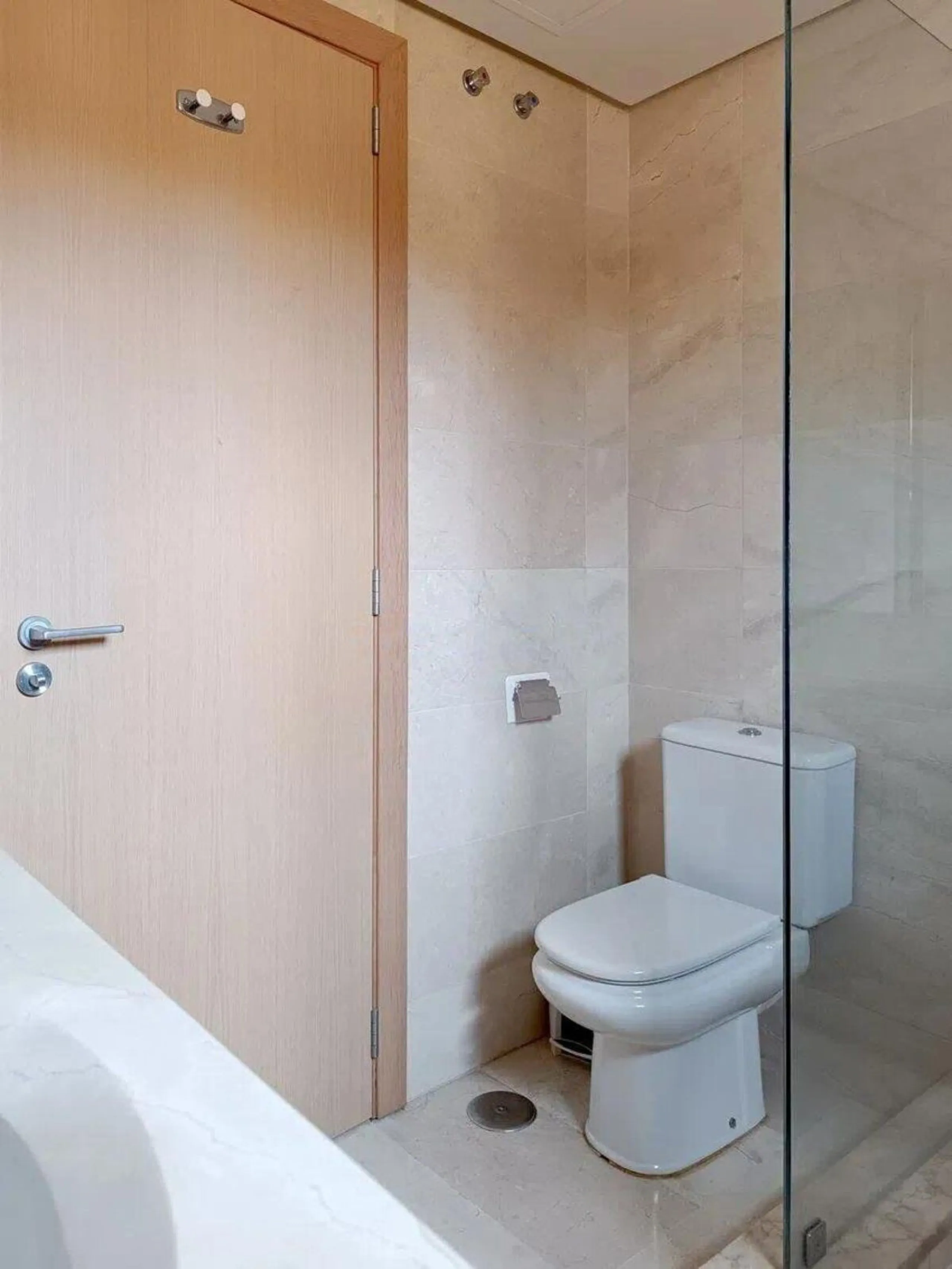 Penthouse for sale in an exclusive residential area in Bel Air, located between Estepona and Marbella.