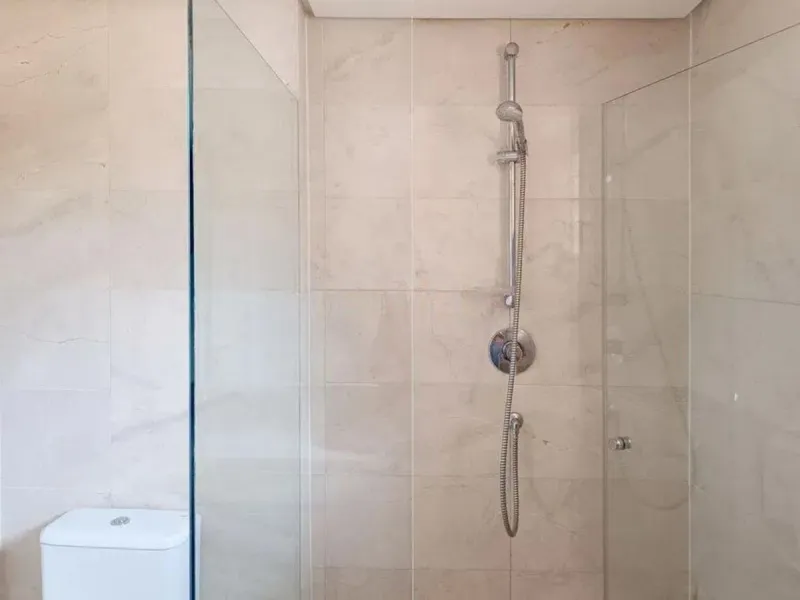 Penthouse for sale in an exclusive residential area in Bel Air, located between Estepona and Marbella.