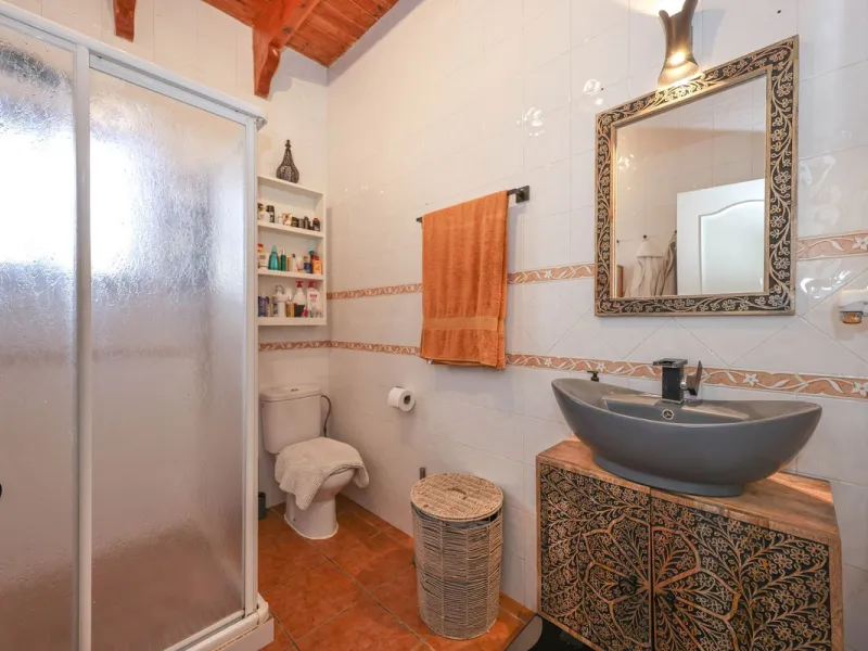 Detached Finca with Expansive Open Views