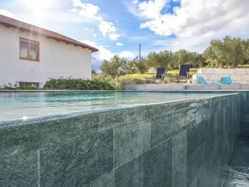 Detached Finca with Expansive Open Views
