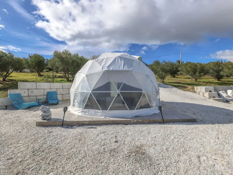 Detached Finca with Expansive Open Views