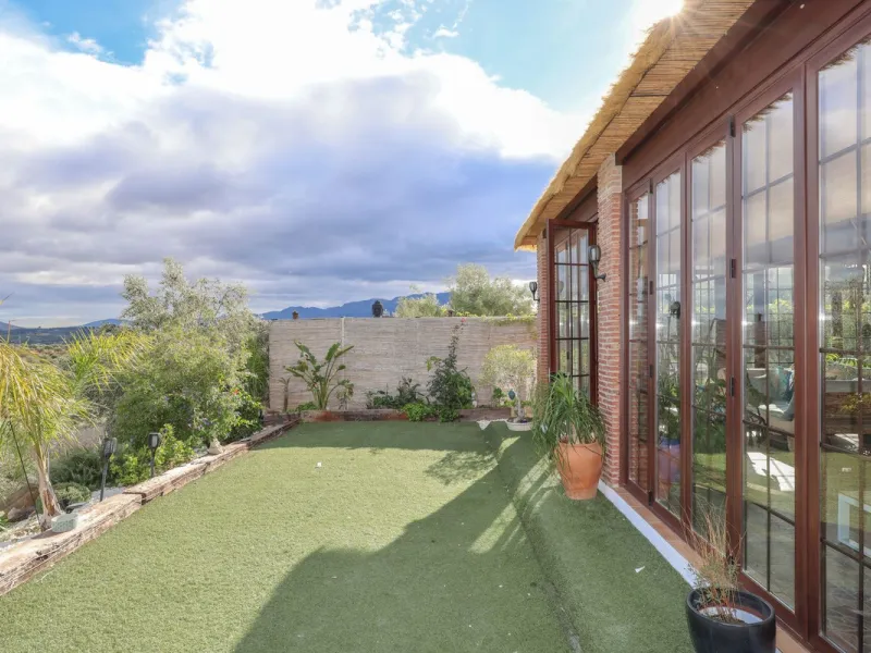 Detached Finca with Expansive Open Views