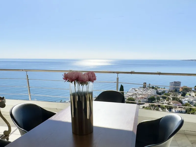 Panoramic sea-view villa in Torremuelle, Benalmádena