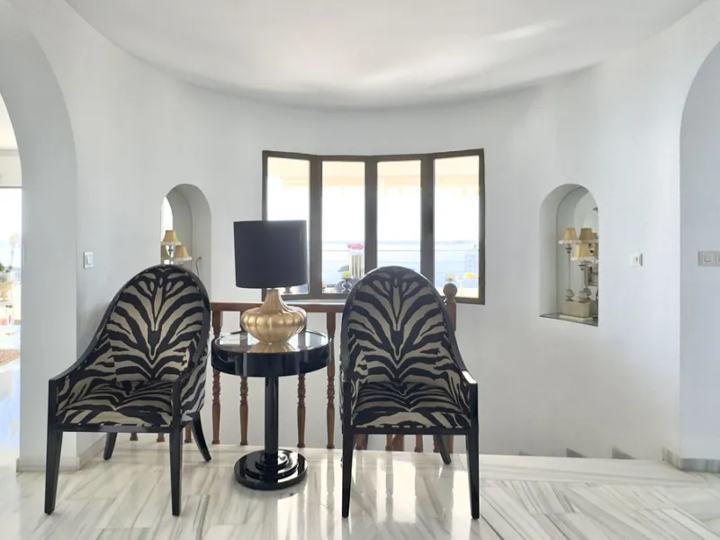 Panoramic sea-view villa in Torremuelle, Benalmádena