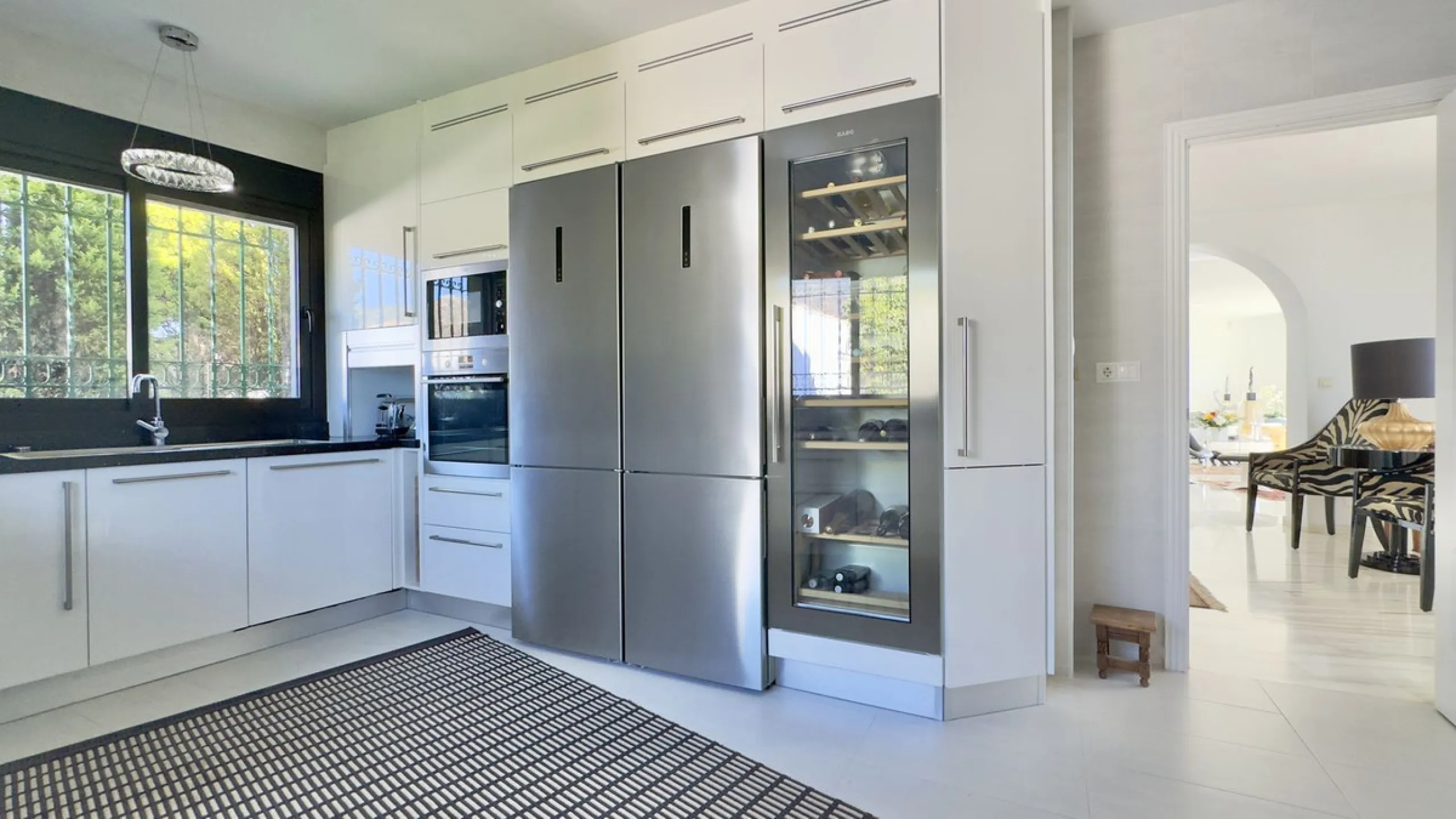 Panoramic sea-view villa in Torremuelle, Benalmádena