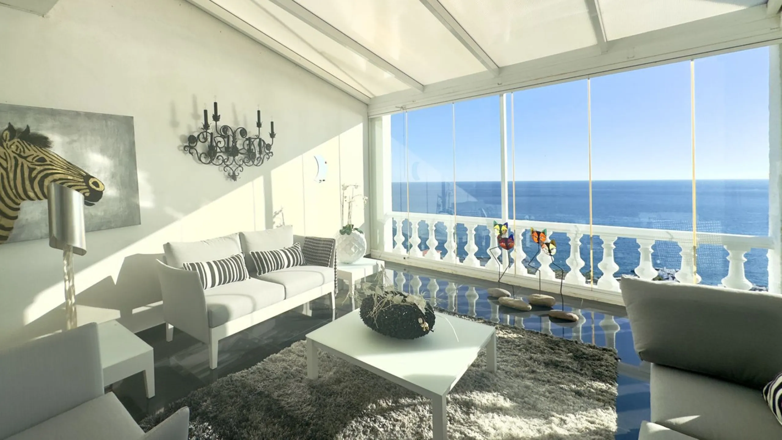 Panoramic sea-view villa in Torremuelle, Benalmádena