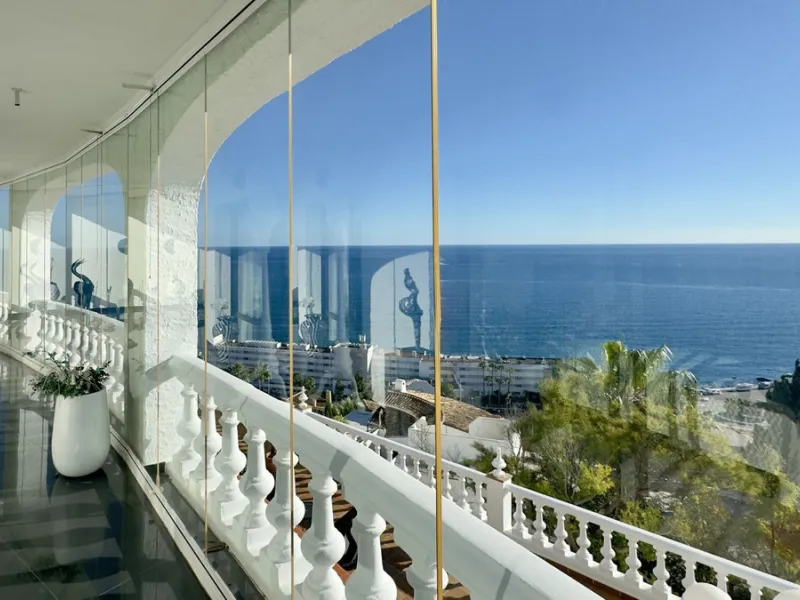 Panoramic sea-view villa in Torremuelle, Benalmádena