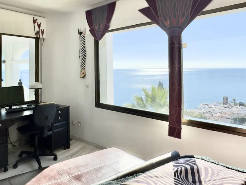 Panoramic sea-view villa in Torremuelle, Benalmádena