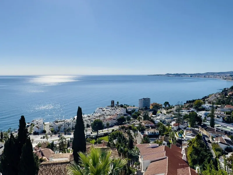 Panoramic sea-view villa in Torremuelle, Benalmádena