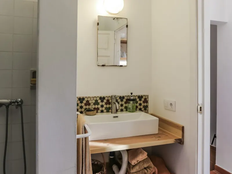 House - Detached Villa в продаже в Estepona, Málaga. В доме 3 спален и 3 ванных комнат. Площадь дома 170 м². Площадь участка 1500 м²
