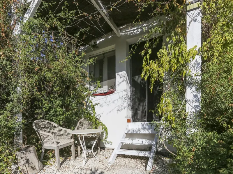 House - Detached Villa в продаже в Estepona, Málaga. В доме 3 спален и 3 ванных комнат. Площадь дома 170 м². Площадь участка 1500 м²
