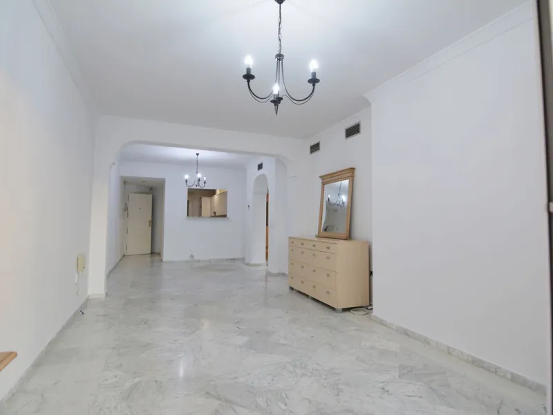 Magnificent apartment in Mijas Golf with sunny terrace and to the mountain