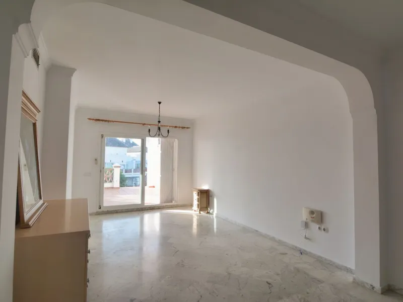 Magnificent apartment in Mijas Golf with sunny terrace and to the mountain