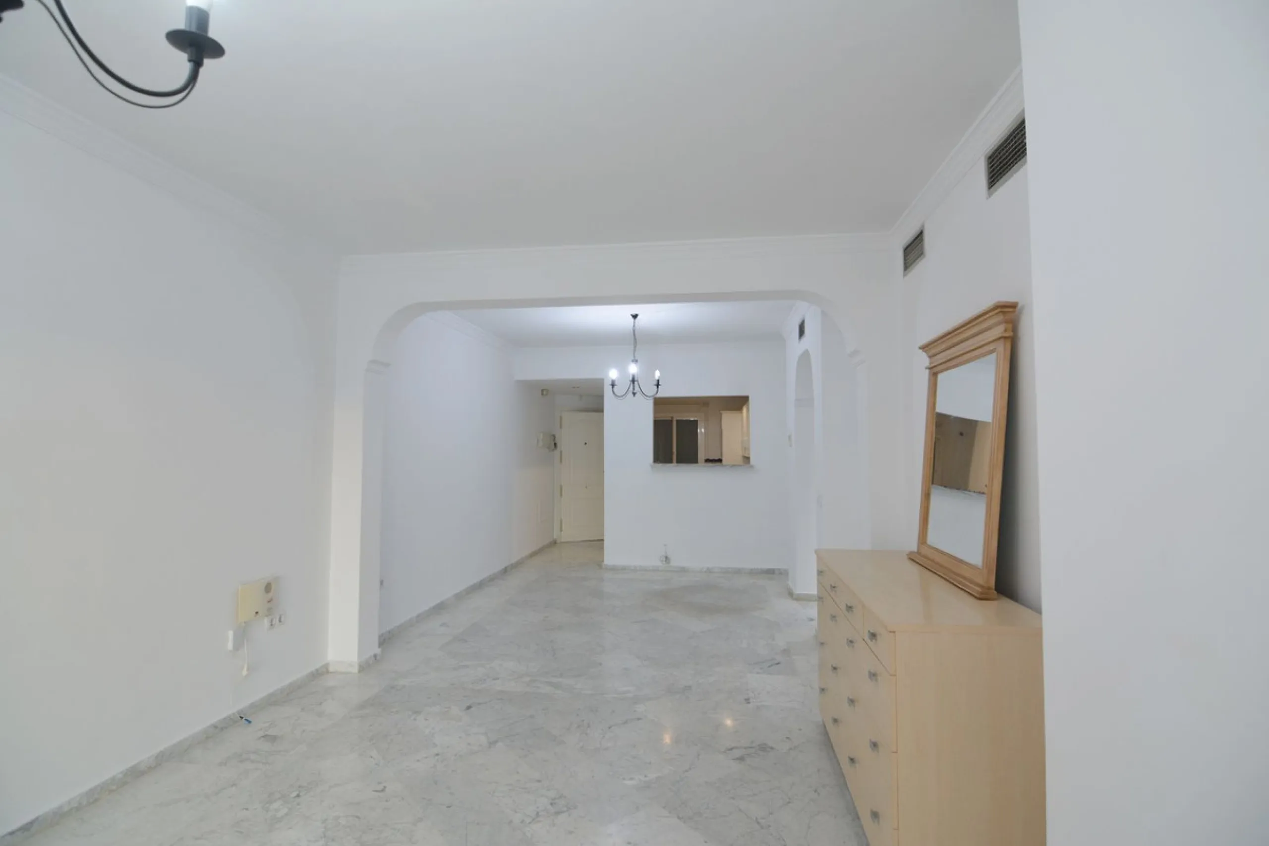 Magnificent apartment in Mijas Golf with sunny terrace and to the mountain