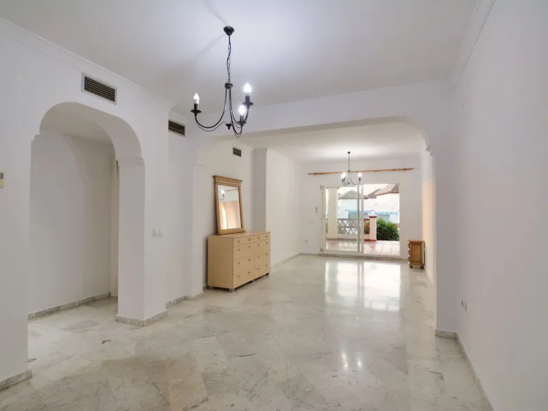 Magnificent apartment in Mijas Golf with sunny terrace and to the mountain