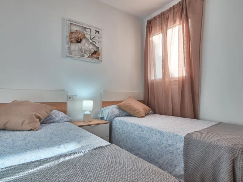 Stylish south facing two bedroom, two bathroom apartment located within this much sought after urbanisation of Vistalmar, between Sotogrande and La Duquesa marina. Set within a secure, gated and quiet community boasting four swimming pools with lush tropi