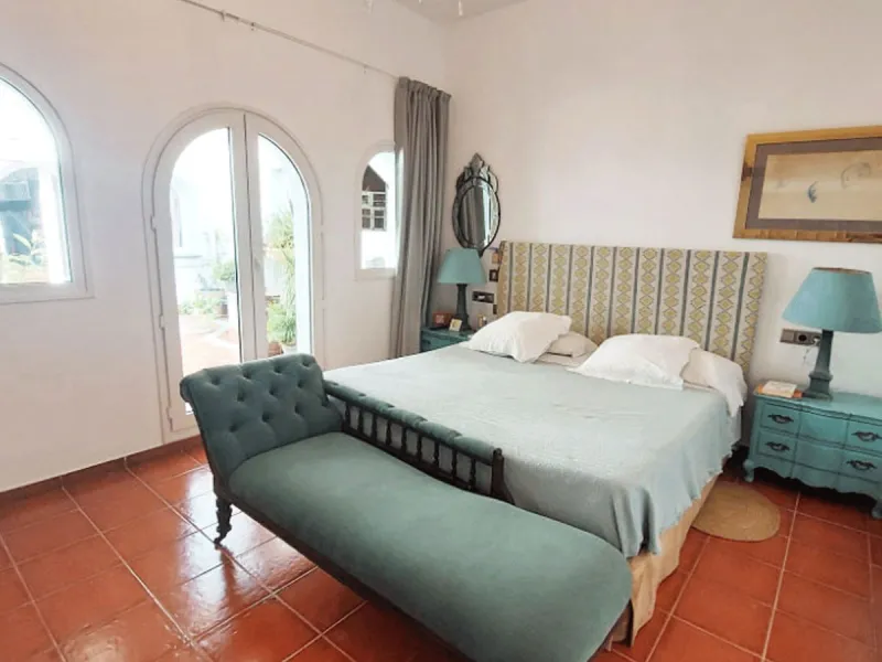 House - Detached Villa в продаже в Benalmadena, Málaga. В доме 8 спален и 7 ванных комнат. Площадь дома 625 м². Площадь участка 1548 м²
