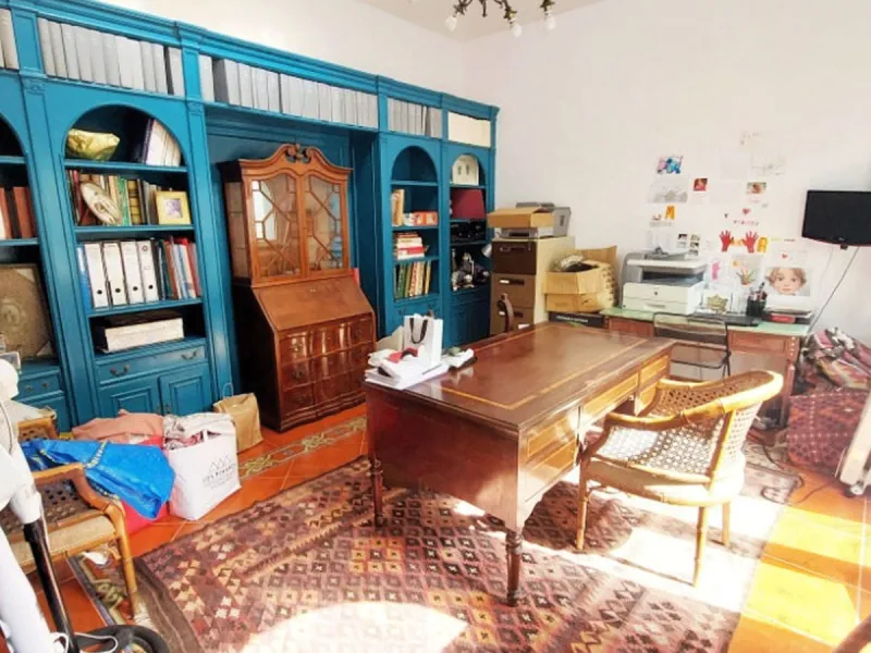 House - Detached Villa в продаже в Benalmadena, Málaga. В доме 8 спален и 7 ванных комнат. Площадь дома 625 м². Площадь участка 1548 м²