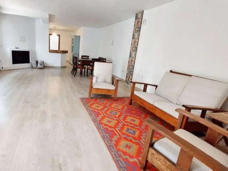 House - Detached Villa в продаже в Benalmadena, Málaga. В доме 8 спален и 7 ванных комнат. Площадь дома 625 м². Площадь участка 1548 м²