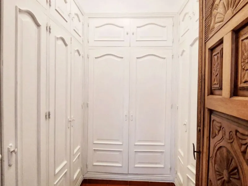 House - Detached Villa в продаже в Benalmadena, Málaga. В доме 8 спален и 7 ванных комнат. Площадь дома 625 м². Площадь участка 1548 м²