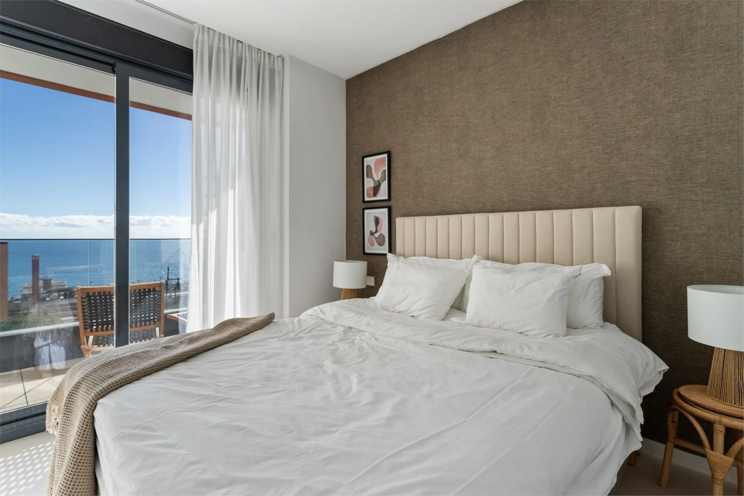 Apartment - Middle Floor Apartment в продаже в Fuengirola, Málaga. В доме 3 спален и 2 ванных комнат. Площадь дома 122 м²