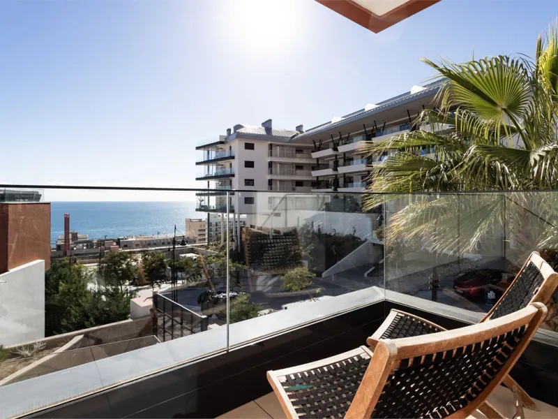 Apartment - Middle Floor Apartment в продаже в Fuengirola, Málaga. В доме 3 спален и 2 ванных комнат. Площадь дома 122 м²