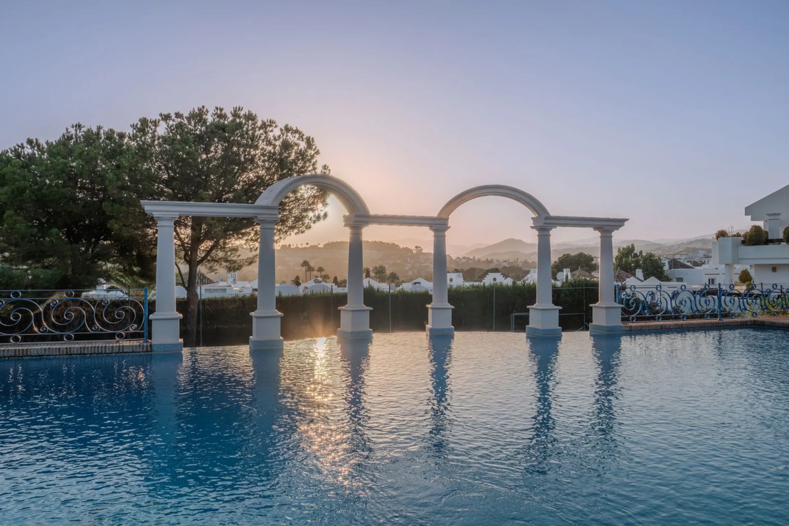 Villa Herencia stands as a magnificent masterpiece of classic architecture, embodying timeless elegance and exceptional craftsmanship.