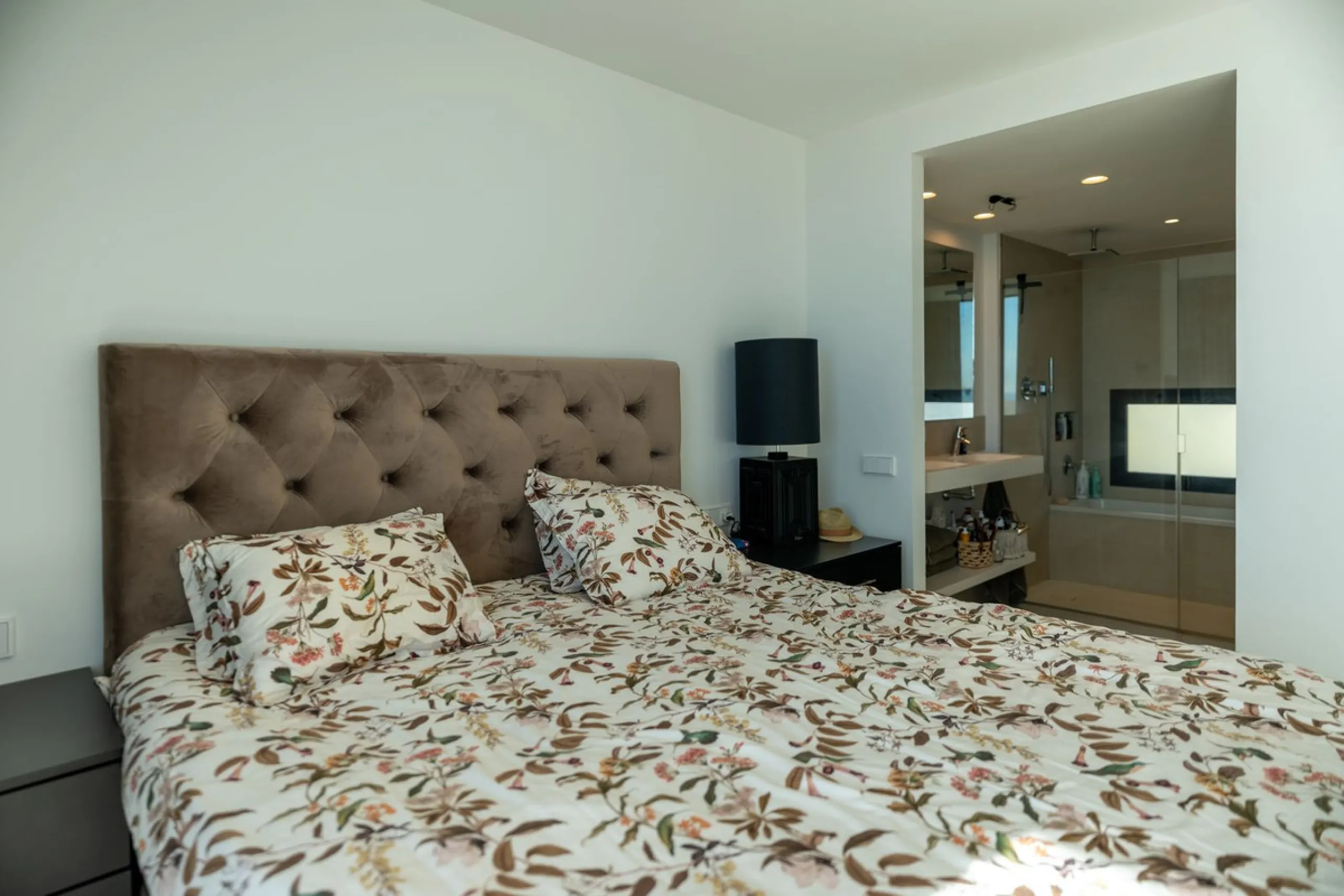 A Pinnacle of Luxury Living in Reserva del Higuerón, Higuerón West Phase 1