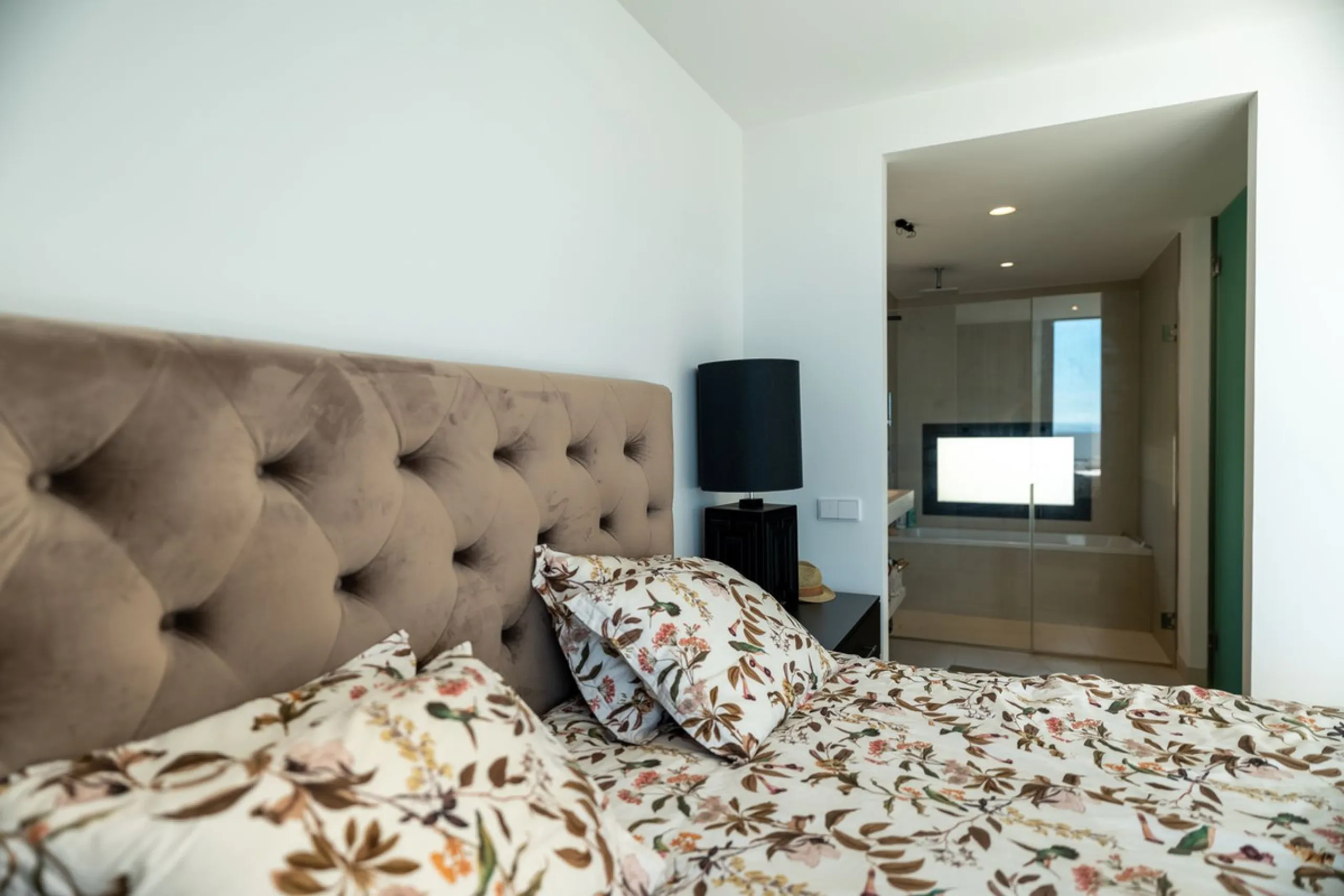A Pinnacle of Luxury Living in Reserva del Higuerón, Higuerón West Phase 1