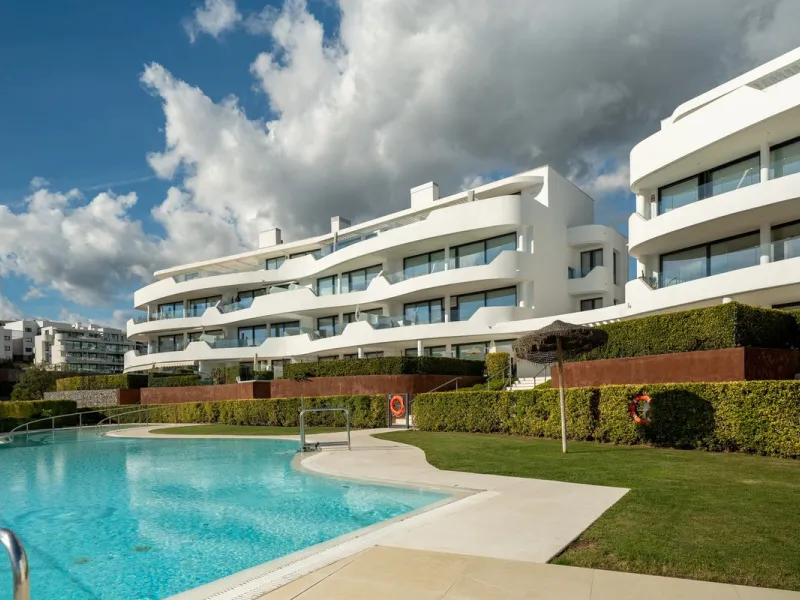 A Pinnacle of Luxury Living in Reserva del Higuerón, Higuerón West Phase 1