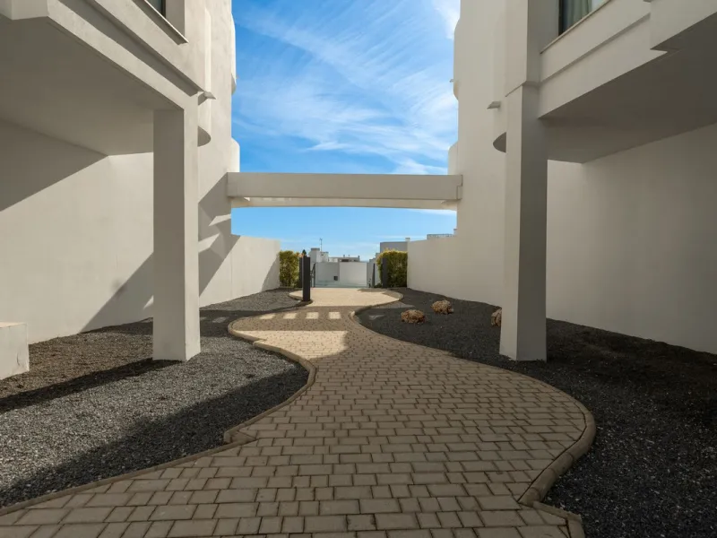 A Pinnacle of Luxury Living in Reserva del Higuerón, Higuerón West Phase 1