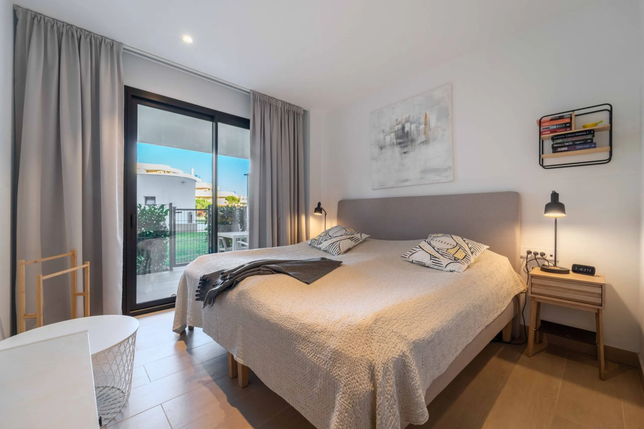 Step into a new standard of modern living in Higuerón, where design, technology and Mediterranean comfort come together in a beautifully finished apartment that feels both refined and effortlessly welcoming. Recently completed and ready to move into, this