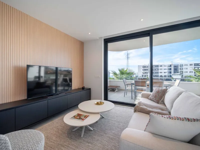 Apartment - Ground Floor Apartment в продаже в Fuengirola, Málaga. В доме 2 спален и 2 ванных комнат. Площадь дома 76 м²