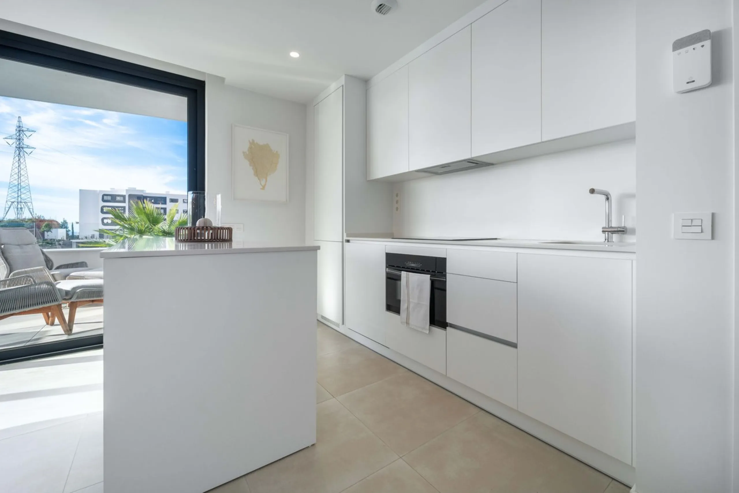 Apartment - Ground Floor Apartment в продаже в Fuengirola, Málaga. В доме 2 спален и 2 ванных комнат. Площадь дома 76 м²