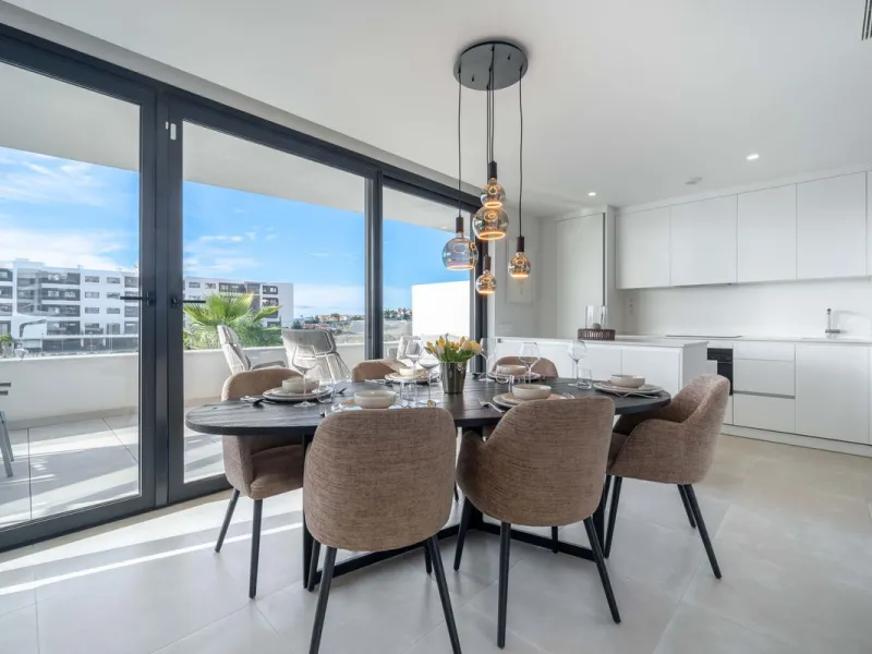Apartment - Ground Floor Apartment в продаже в Fuengirola, Málaga. В доме 2 спален и 2 ванных комнат. Площадь дома 76 м²