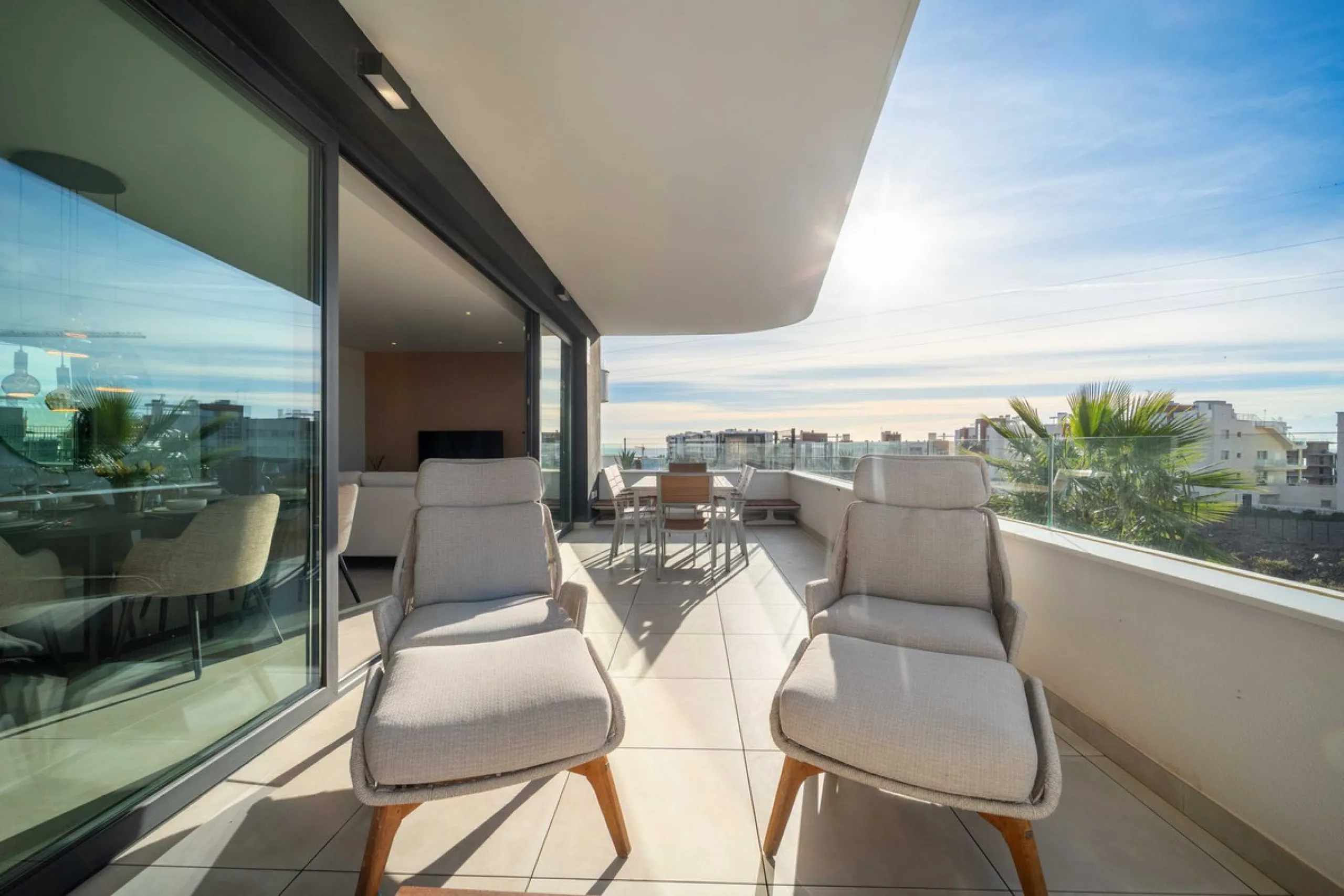 Apartment - Ground Floor Apartment в продаже в Fuengirola, Málaga. В доме 2 спален и 2 ванных комнат. Площадь дома 76 м²