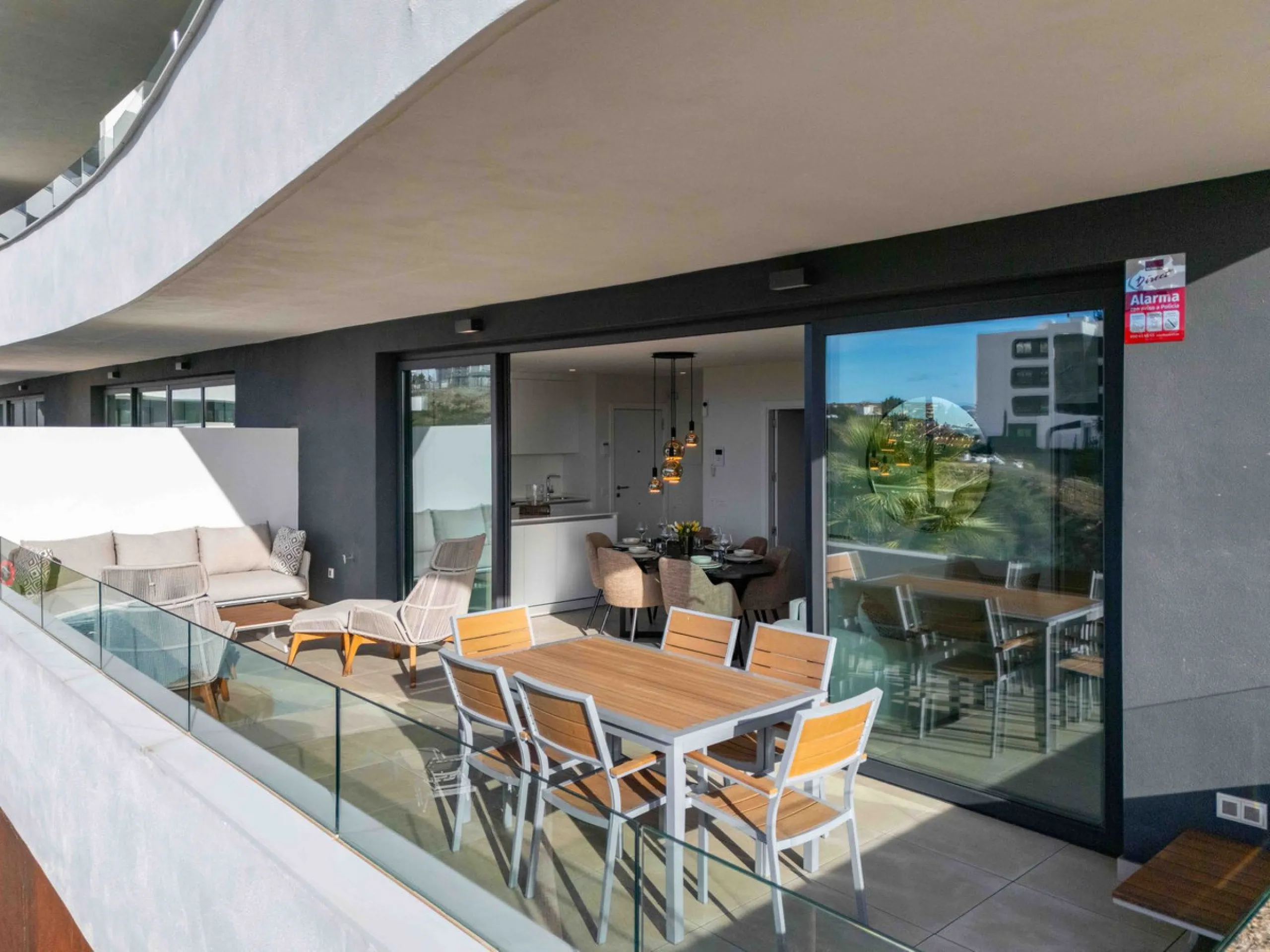 Apartment - Ground Floor Apartment в продаже в Fuengirola, Málaga. В доме 2 спален и 2 ванных комнат. Площадь дома 76 м²