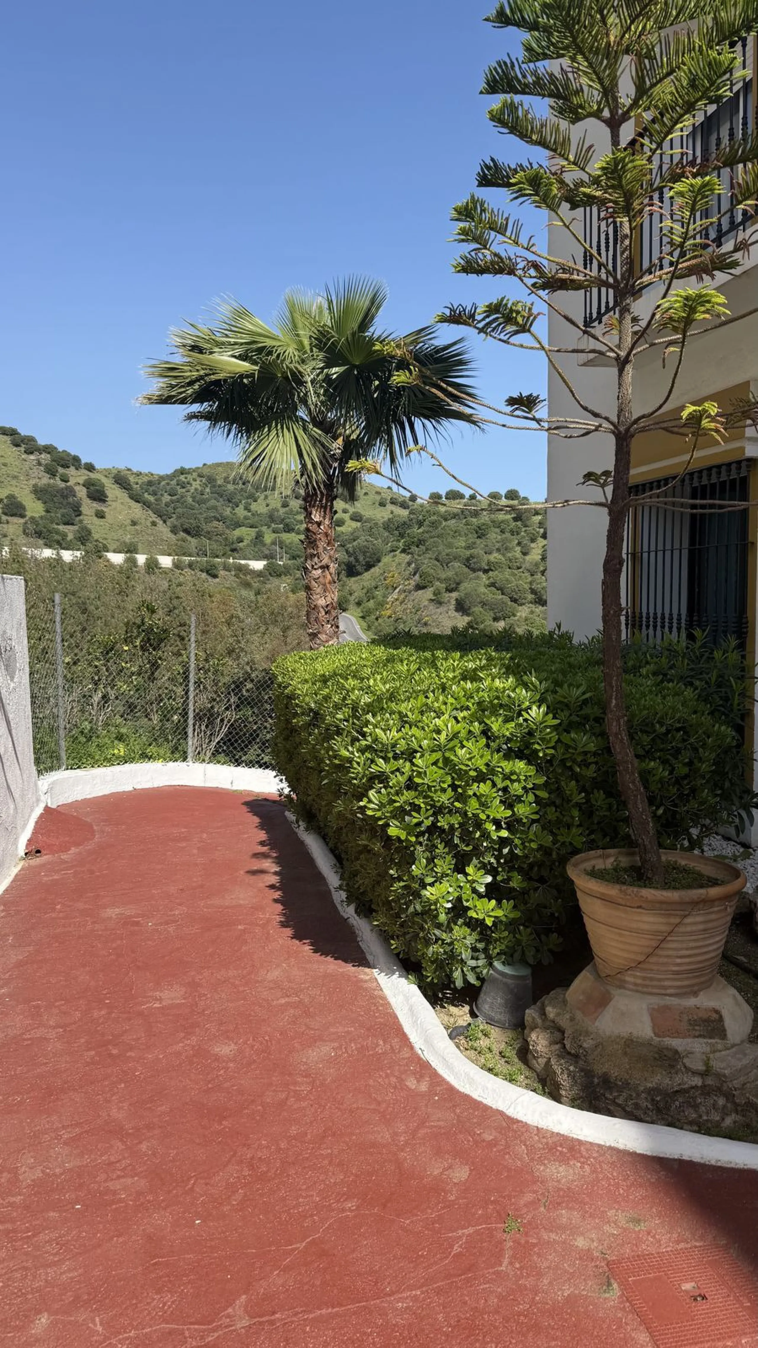 NEW ON THE MARKET!!! - AMAZING OPORTUNITY - GOLF AND SEA
