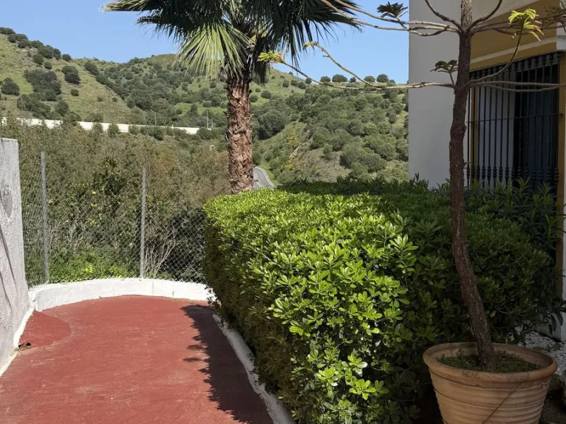 NEW ON THE MARKET!!! - AMAZING OPORTUNITY - GOLF AND SEA