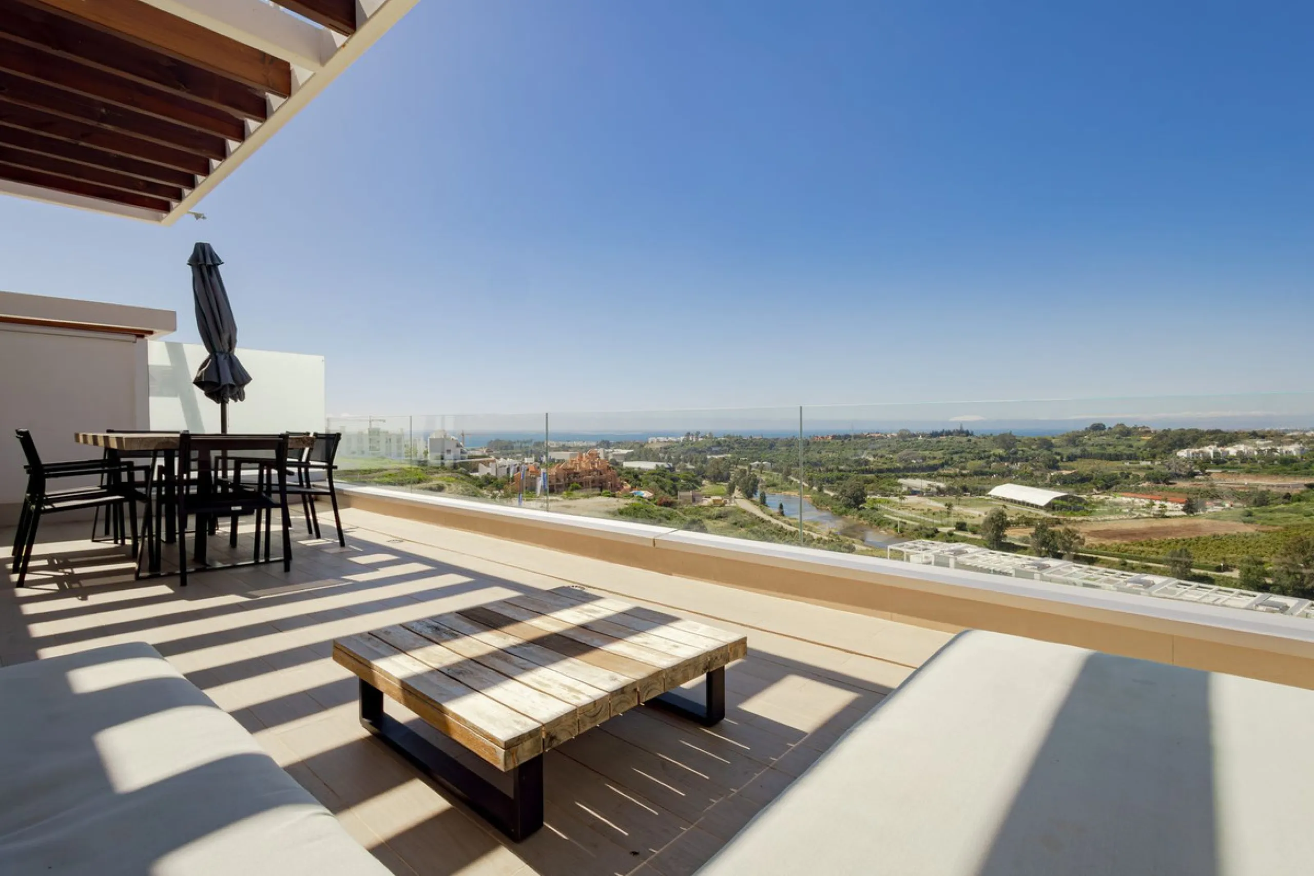 Stunning Duplex Penthouse with Breathtaking Panoramic & Gibraltar Sea Views in Cancelada