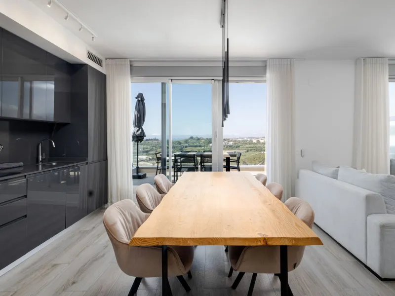 Stunning Duplex Penthouse with Breathtaking Panoramic & Gibraltar Sea Views in Cancelada