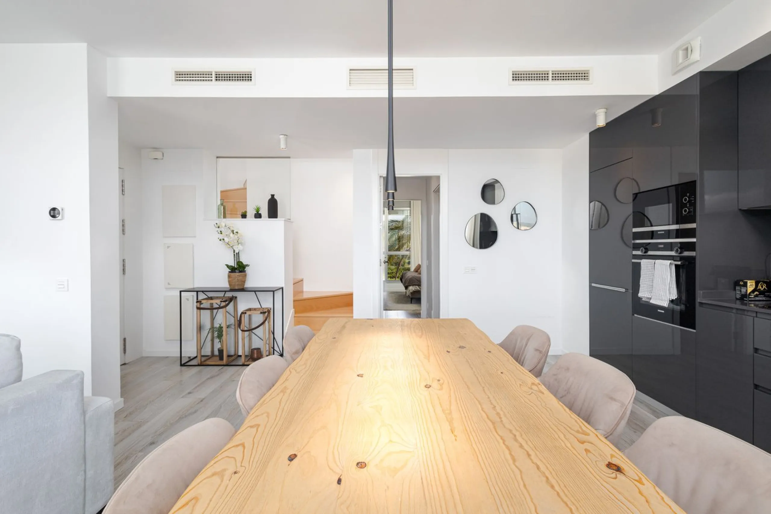 Stunning Duplex Penthouse with Breathtaking Panoramic & Gibraltar Sea Views in Cancelada
