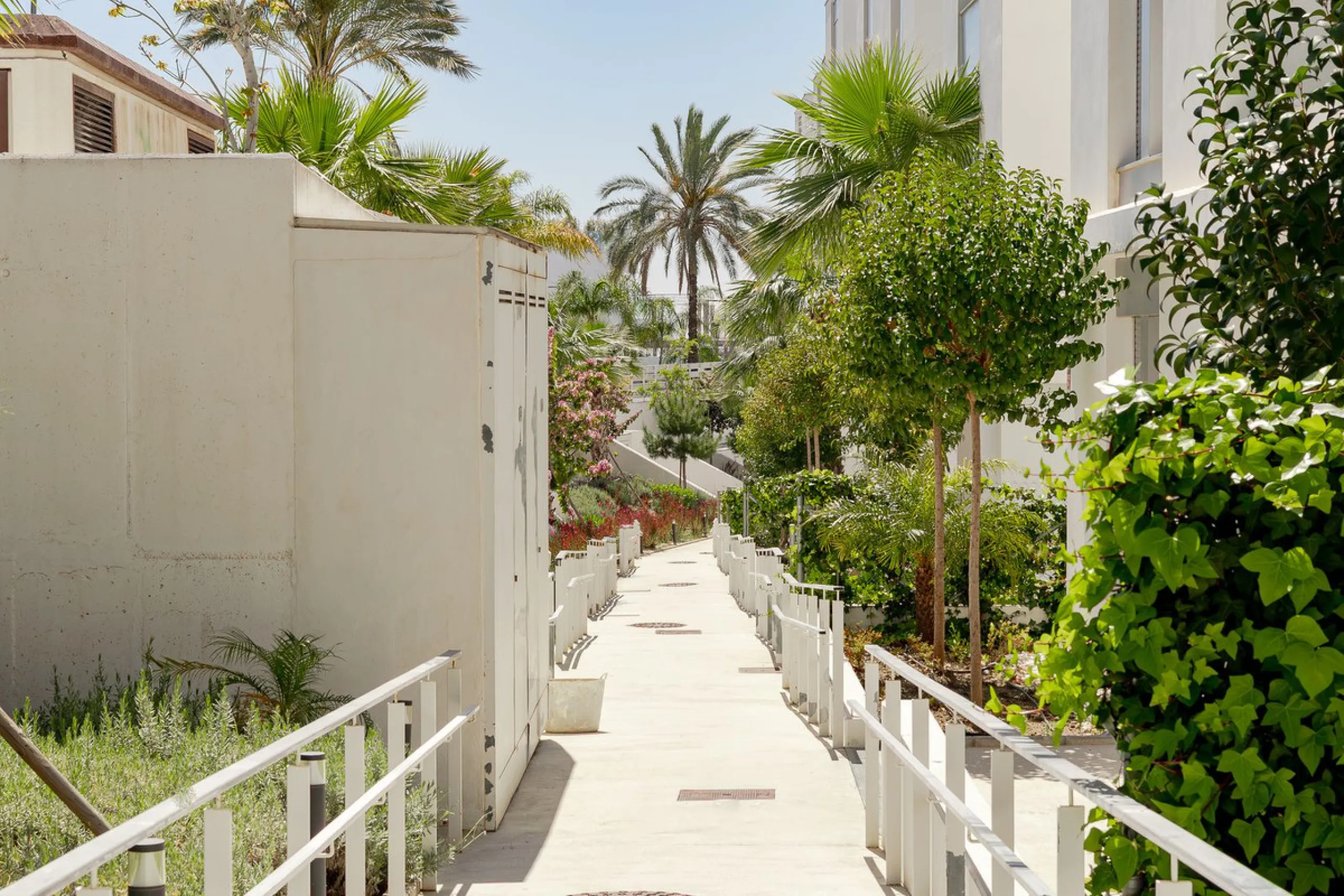 Stunning Duplex Penthouse with Breathtaking Panoramic & Gibraltar Sea Views in Cancelada