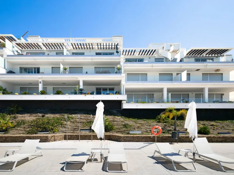 Stunning Duplex Penthouse with Breathtaking Panoramic & Gibraltar Sea Views in Cancelada