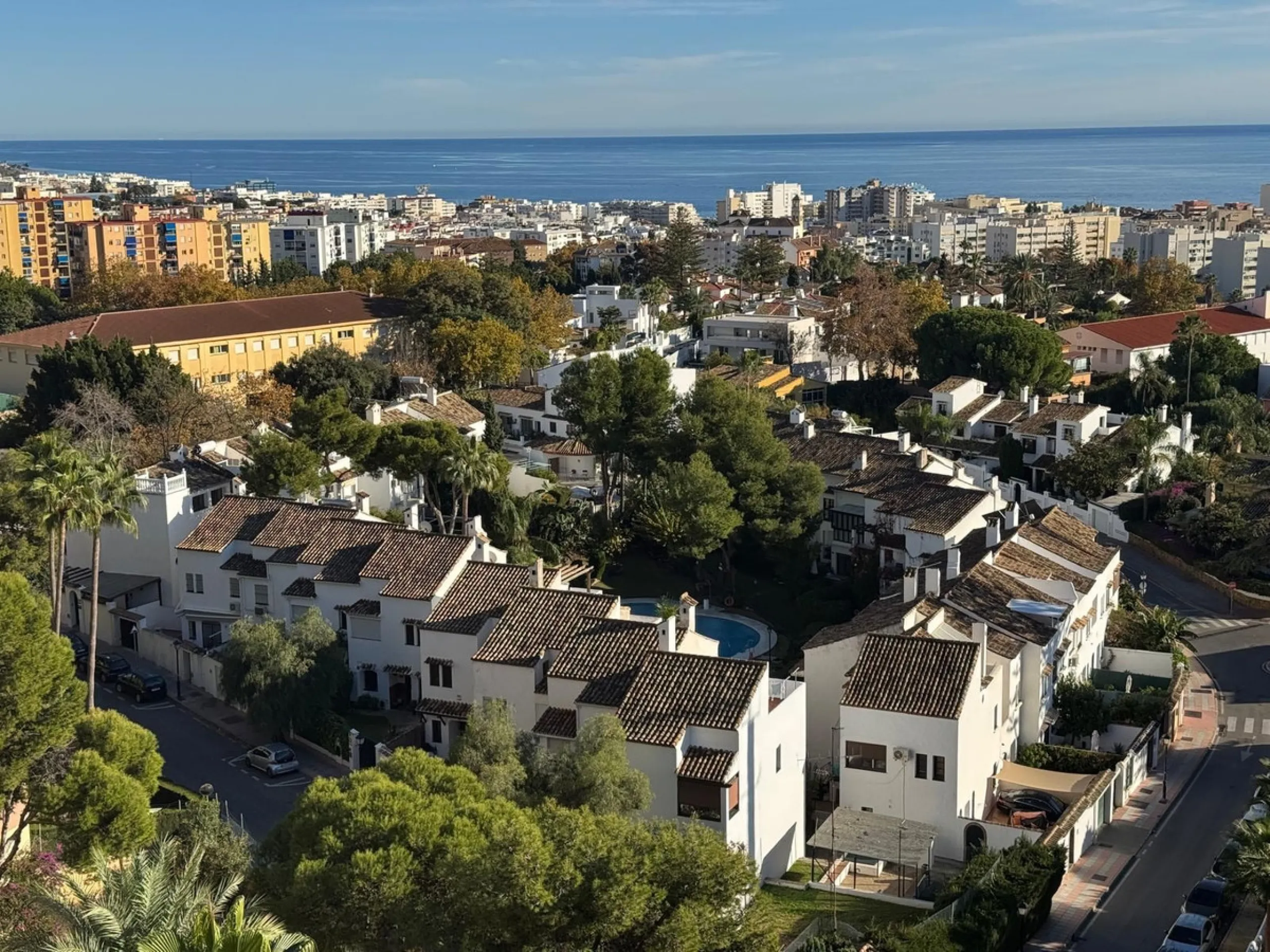 Spectacular Townhouse for Sale in Marbella Centro – Privileged Location in a Tranquil, Exclusive Community