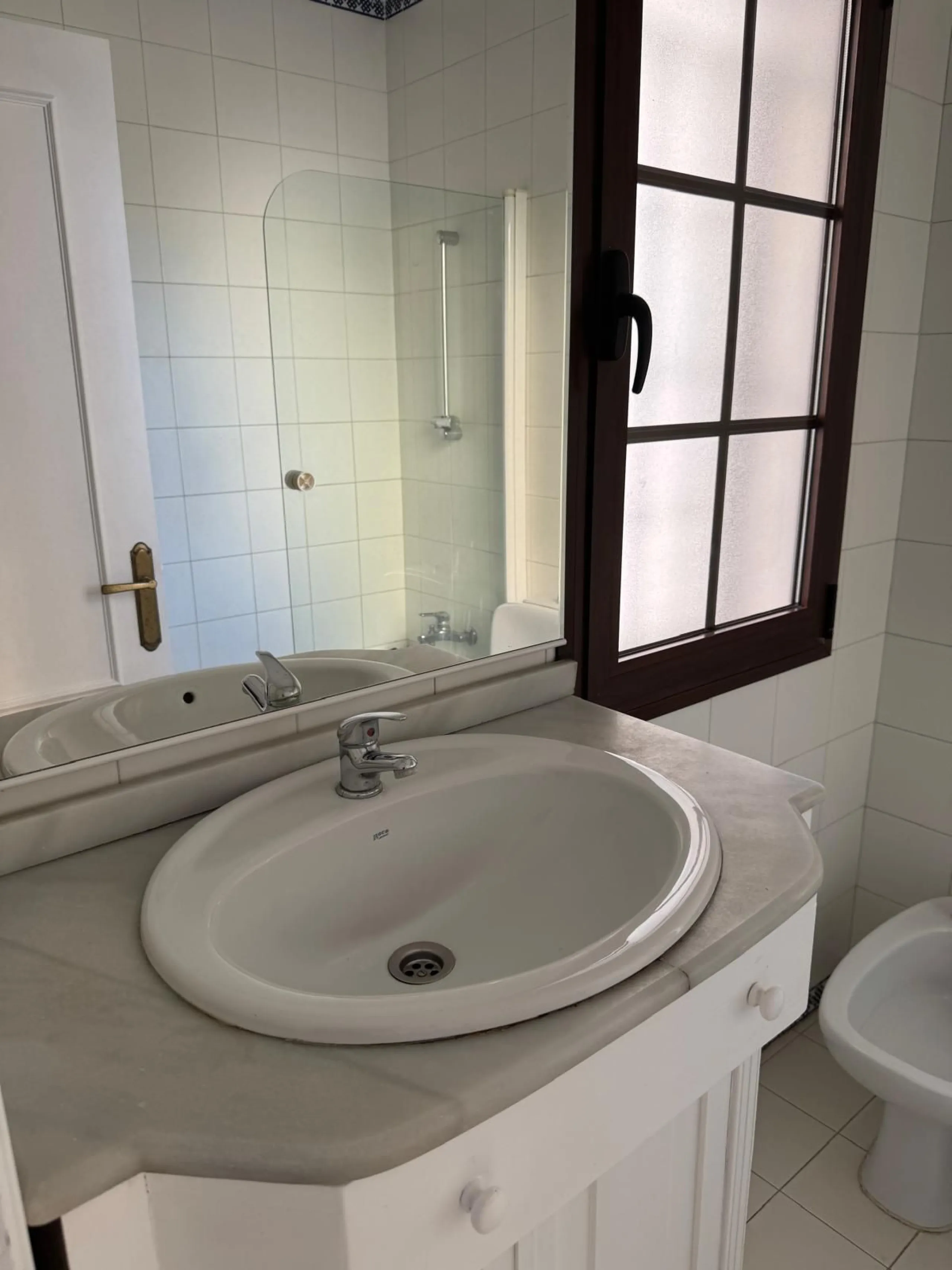 Spectacular Townhouse for Sale in Marbella Centro – Privileged Location in a Tranquil, Exclusive Community